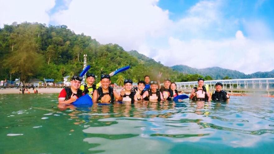 Готель Go Deeper Tioman Екстер'єр фото